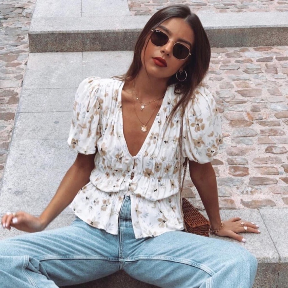 ✨ZARA Voluminous Top✨